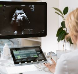 private fertility consultant egg freezing UK - Medical Consultations Online - MCO